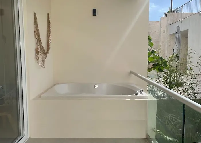 Nido De Tortuga With Access And Private Jacuzzi
